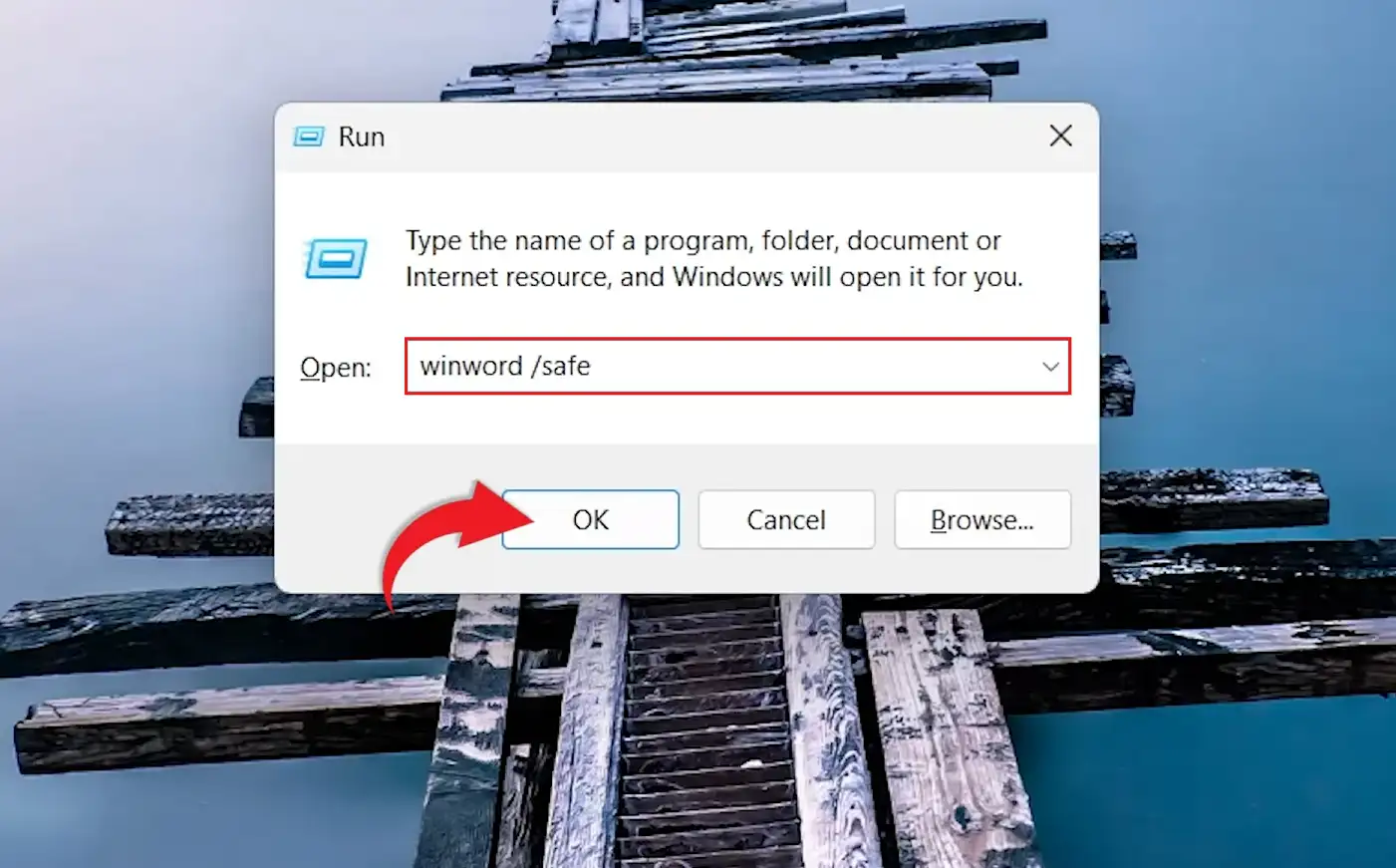 Windows Run dialog with the winword slash safe command entered to open Word in safe mode
